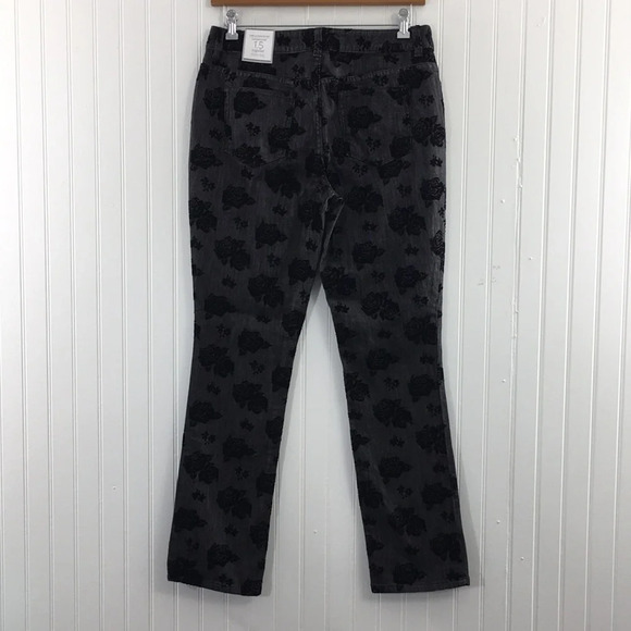 Chico's Denim Velvet Floral Ultimate Fit Jeans Women’s 1.5 8 Goth Whimsigoth - Picture 3 of 13